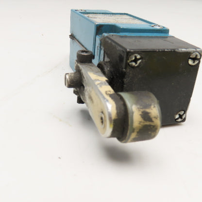 Micro Switch LSA1A 600V 10A Cam Roller Rocker Arm Heavy Duty Limit Switch