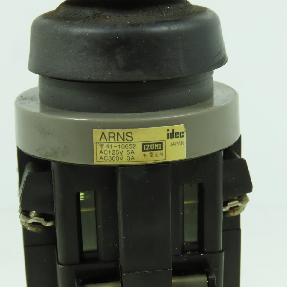 Idec 8633 ARNS 4-Positiion Mono Lever Switch With Contact Blocks