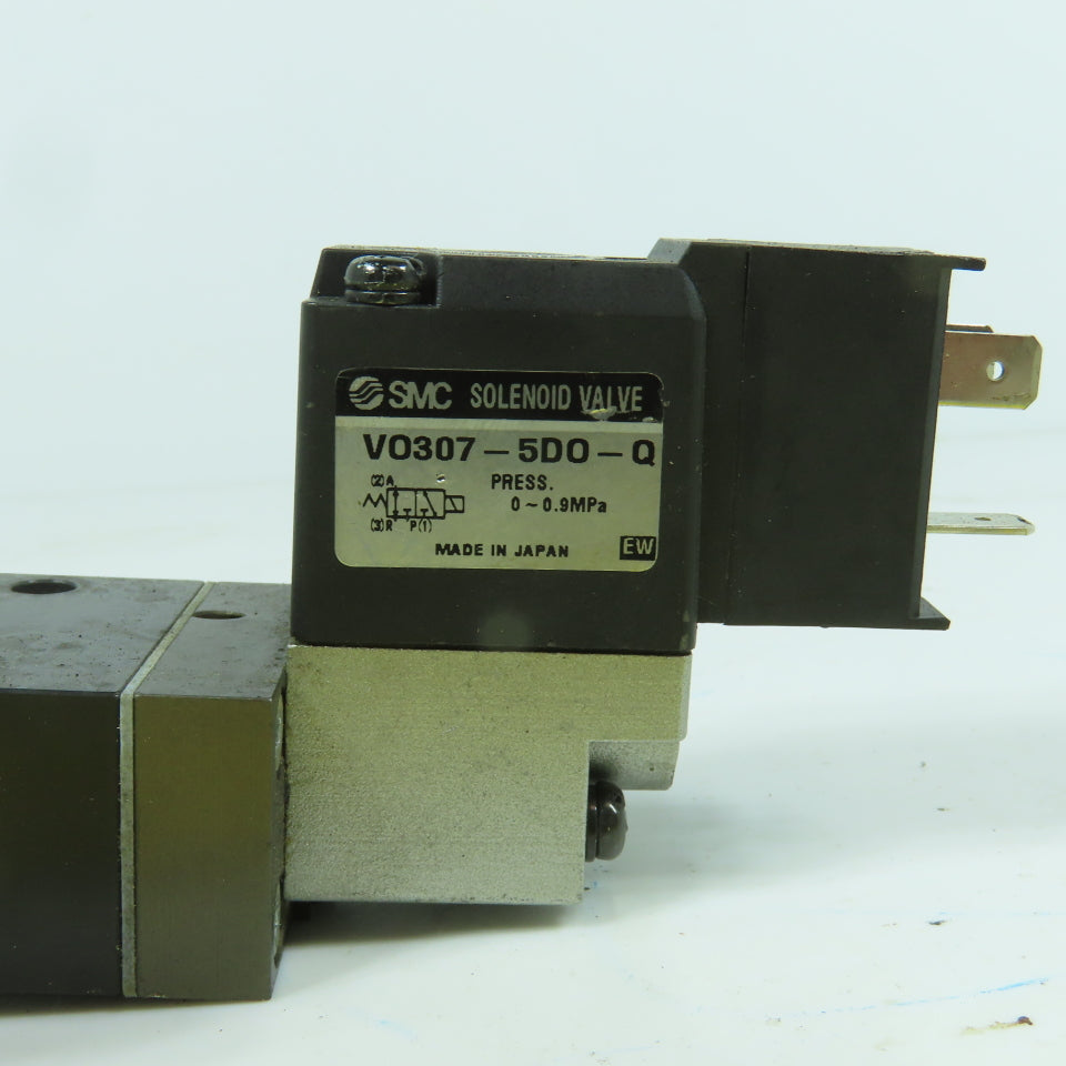 SMC V0307-5D0-Q Pneumatic Solenoid Valve 24V DC Coil