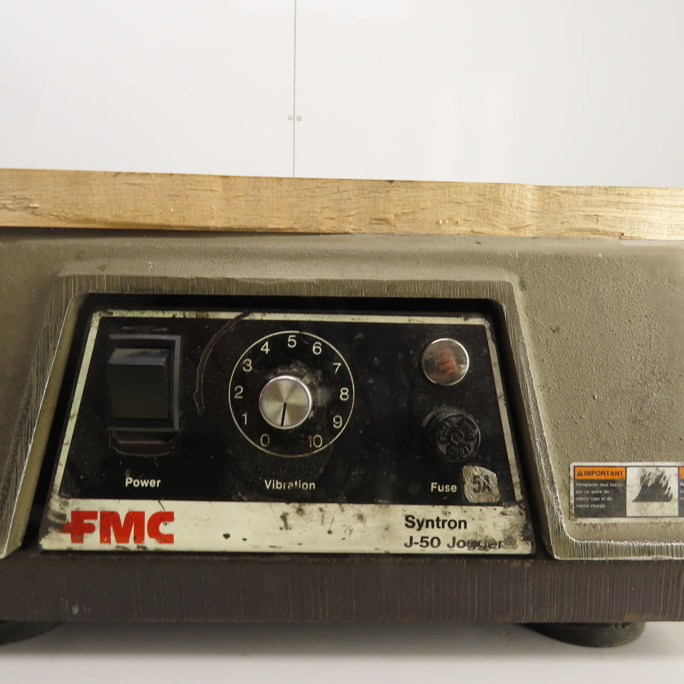 FMC Jogger J-50-B Flat Deck Paper Jogger Shaker Table 115V 1PH (Broken Top)