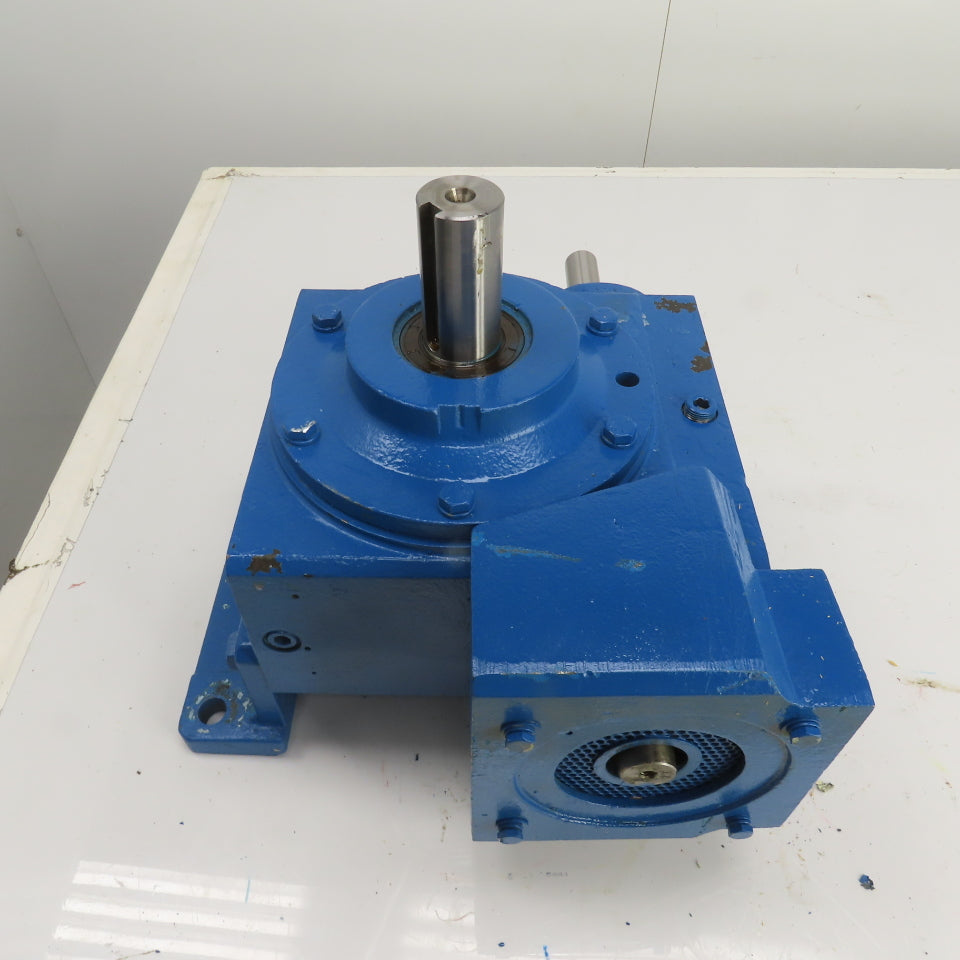 59:1 Ratio Right Angle Spiral Bevel Gearbox 1" x 1.5" Shafts