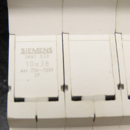 Siemens 3NW7 030 25A 500V 3 Pole Fuse Holder Lot Of 3
