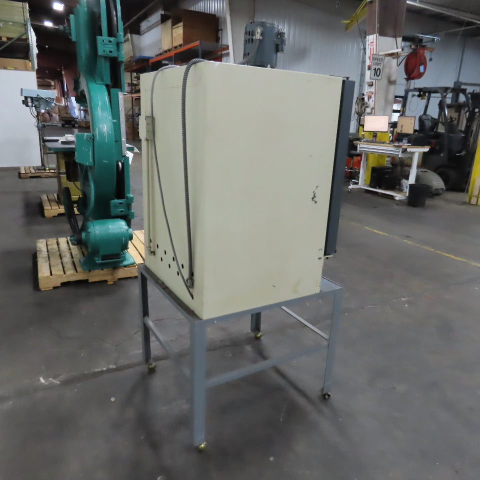 Hotpack Supermatec 300°F Bench Top Convection Oven 20" x 22" x 19" Tall Inside