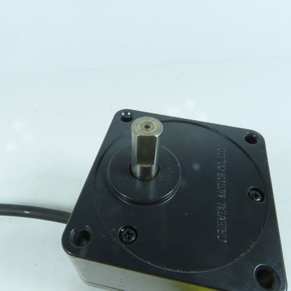 Vexta AXUM540-GN Brushless DC Gearmotor W/ Oriental 5GN3KA Gear Head