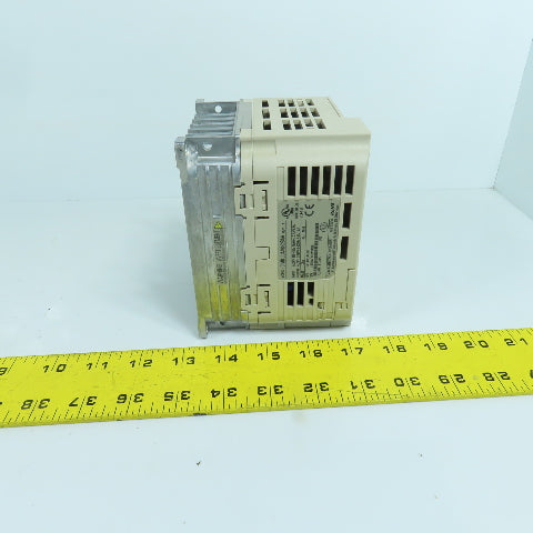 Yaskawa CIMR-JU4A0002BAA 2.1/1.8A AC VFD Drive 380-480V Input 3PH