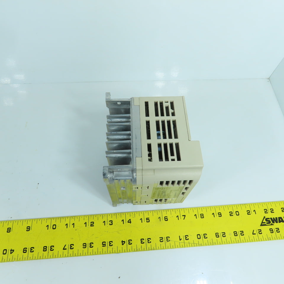 Yaskawa CIMR-JU4A0002BAA 2.1/1.8A AC VFD Drive 380-480V Input 3PH