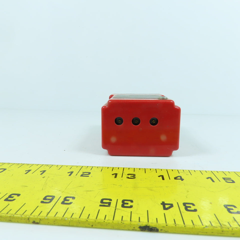 Red Lion VFC Voltage To Frequency Converter Relay 230VAC 8-Pin