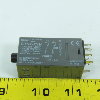 Idec GT5Y-2SN Electronic Timer Relay 24V DC Lot Of 2