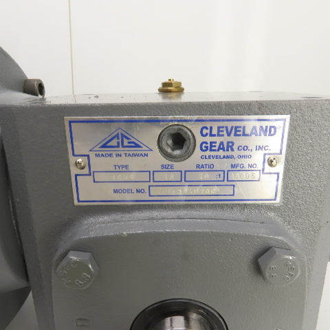 Cleveland ICHS 20:1 Ratio Right Hand Gear Reducer 86RPM 1/2HP 3PH Reliance Motor