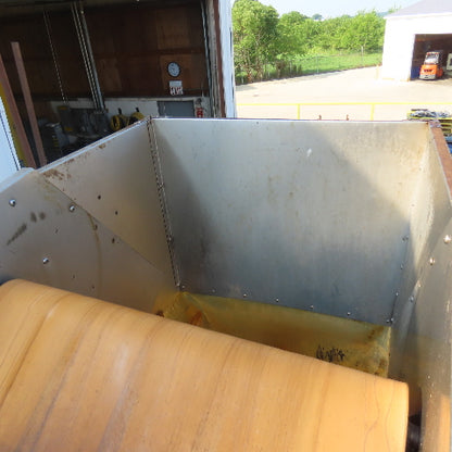 Milnor CONW304H 36" x 200" OAL Cleated Incline Batch Conveyor 480V 98" Disch.