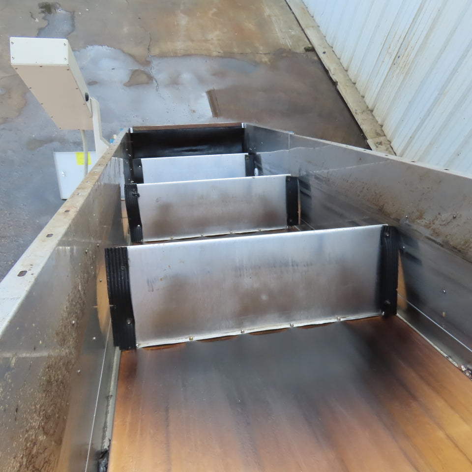 Milnor CONW304H 36" x 200" OAL Cleated Incline Batch Conveyor 480V 98" Disch.