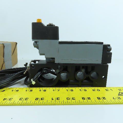 Parker AL11323BJW5300B K142171 Single Solenoid Pneumatic Valve 120V Coil 150 PSI