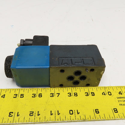Vickers DG4V-3-2A-MU-B6-60 4 Way Hydraulic Directional Valve 110V Coil