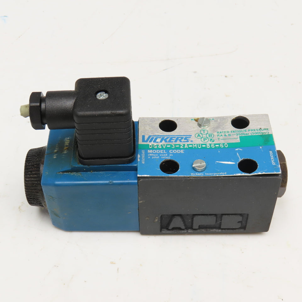 Vickers DG4V-3-2A-MU-B6-60 4 Way Hydraulic Directional Valve 110V Coil
