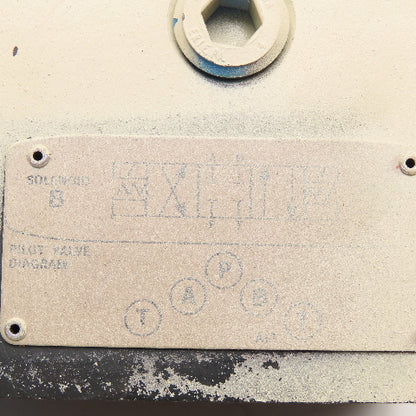 Vickers DG4S4 012B U B 60 Hydraulic Single Solenoid Directional Valve 110V