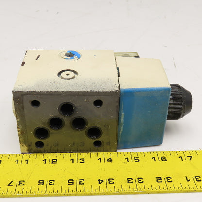 Vickers DG4S4 012B U B 60 Hydraulic Single Solenoid Directional Valve 110V