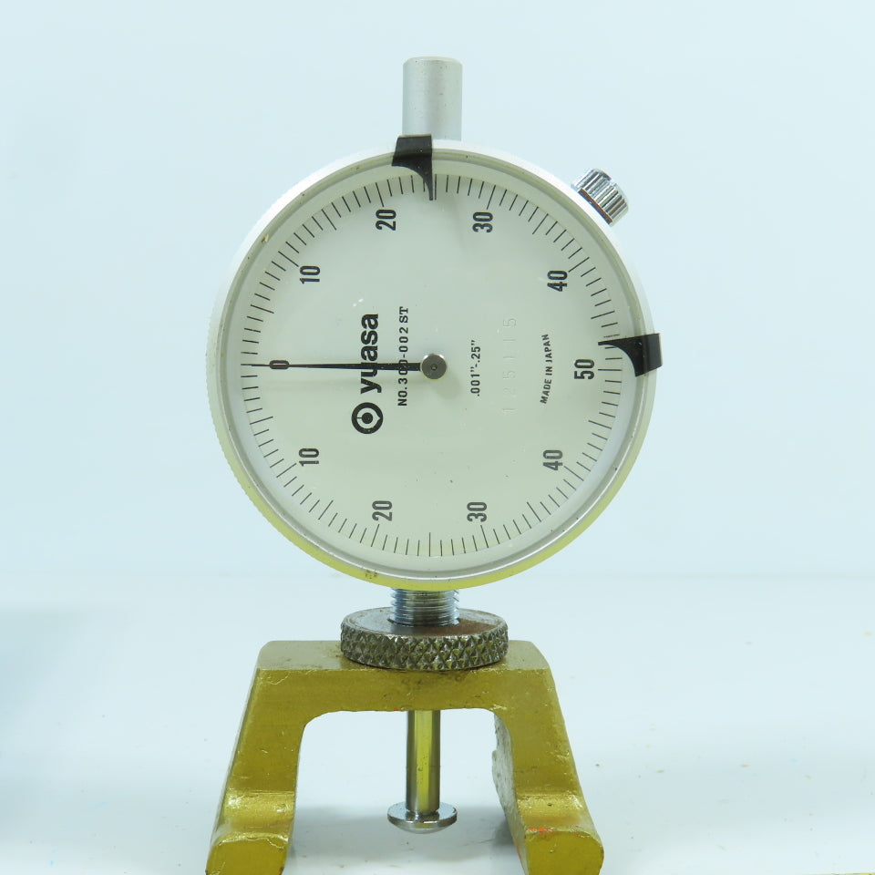 Yuasa 125115 0.001" Graduation Dial Indicator Gage 0.25" Range W/ Stand