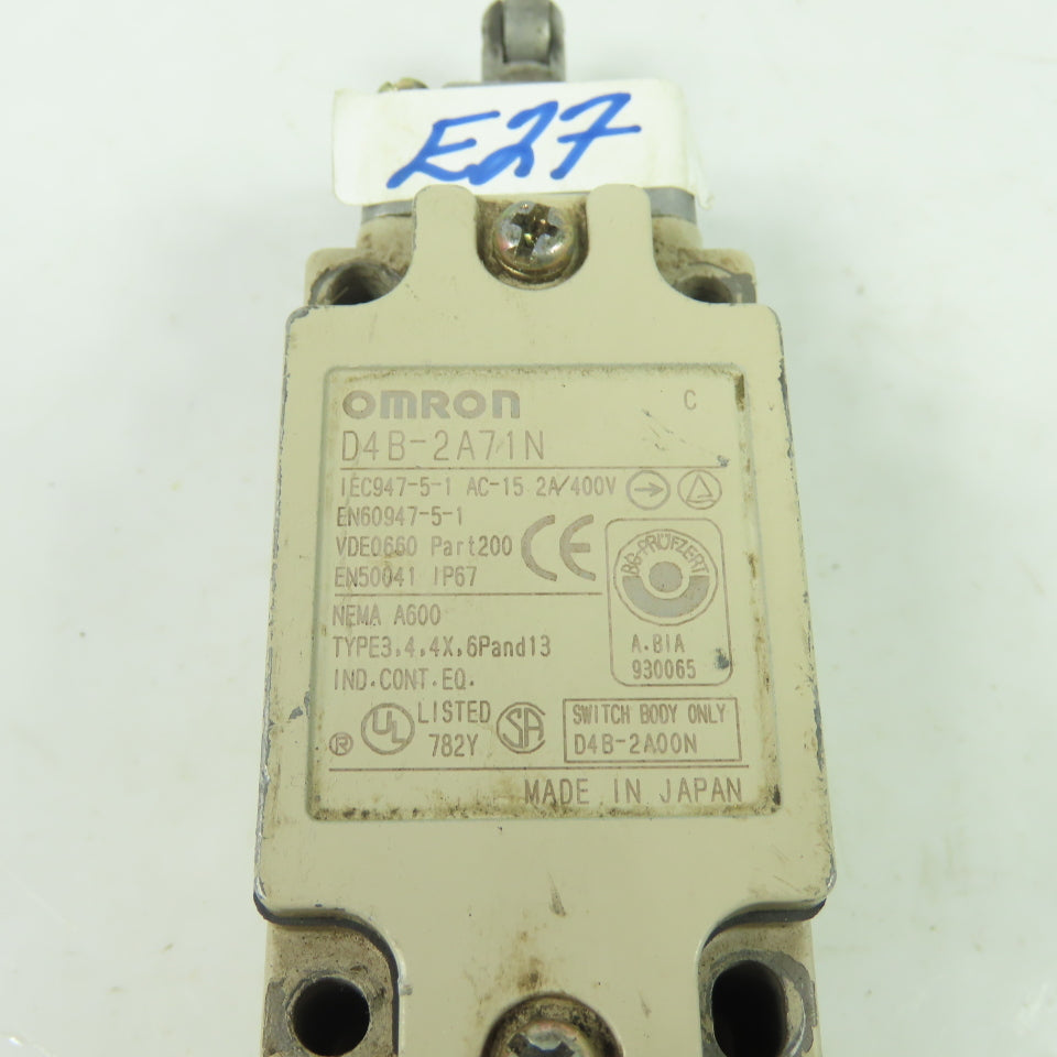 Omron D4B-2A71N Roller Plunger Limit Switch 400V 2A