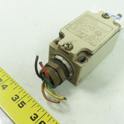 Omron D4B-2A71N Roller Plunger Limit Switch 400V 2A