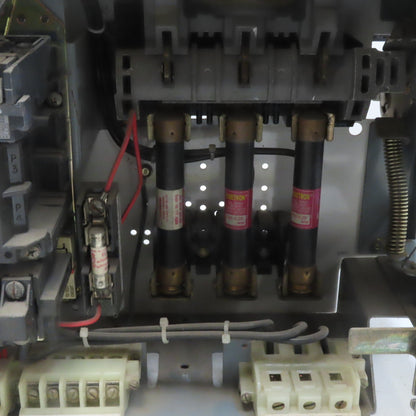 Allen Bradley YUW934216/1AG Size 1 Mcc Motor Starter Bucket 10Hp 480V 3ph 3 Pole