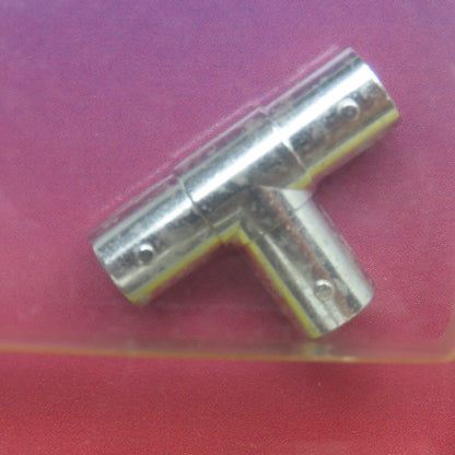 AIM Electronics 27-8141P BNC T 3 Way RF Connector Lot Of 5