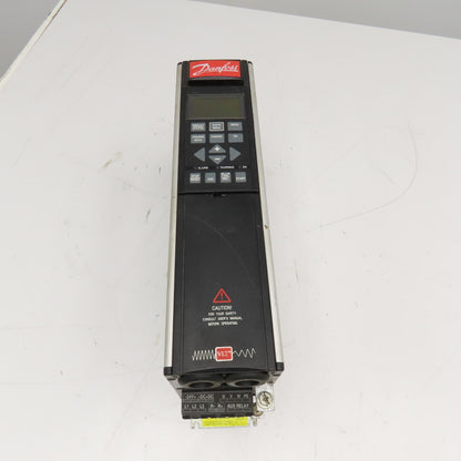 Danfoss VLT5004PT5B20STR3DLF00A00C0 380-500V 2.2kW 0.1-1000Hz AC Drive