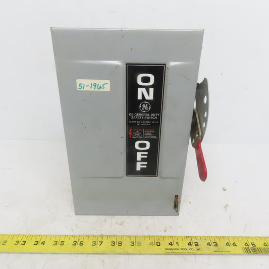 General Electric TG3221 Model 8 30A 240V 2P 1PH Fusible Safety Disconnect Switch