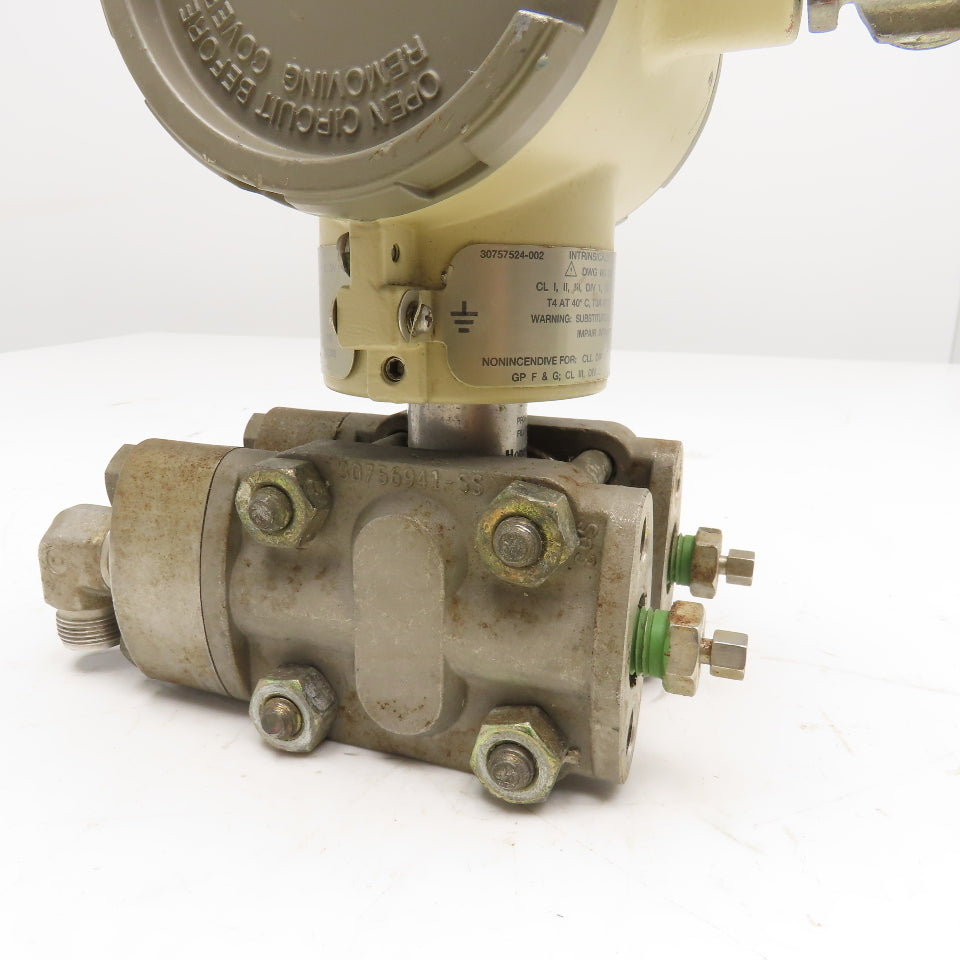 Honeywell STD924-E1H-00000-MB 1/2" NPT Differential Pressure Transmitter HAZLOC