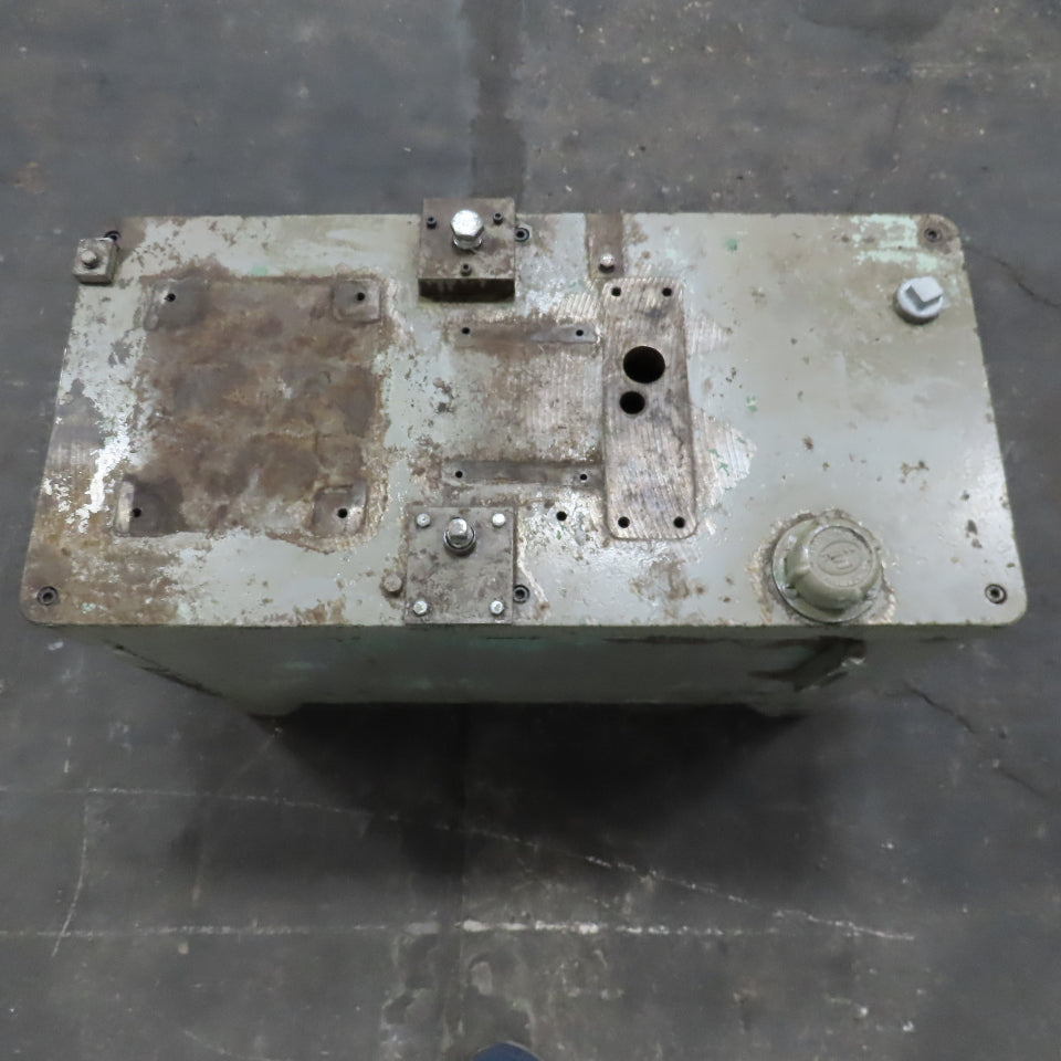 Racine 33" x 16" x 16" Cast Iron Hydraulic Power Unit Tank 35 Gallon