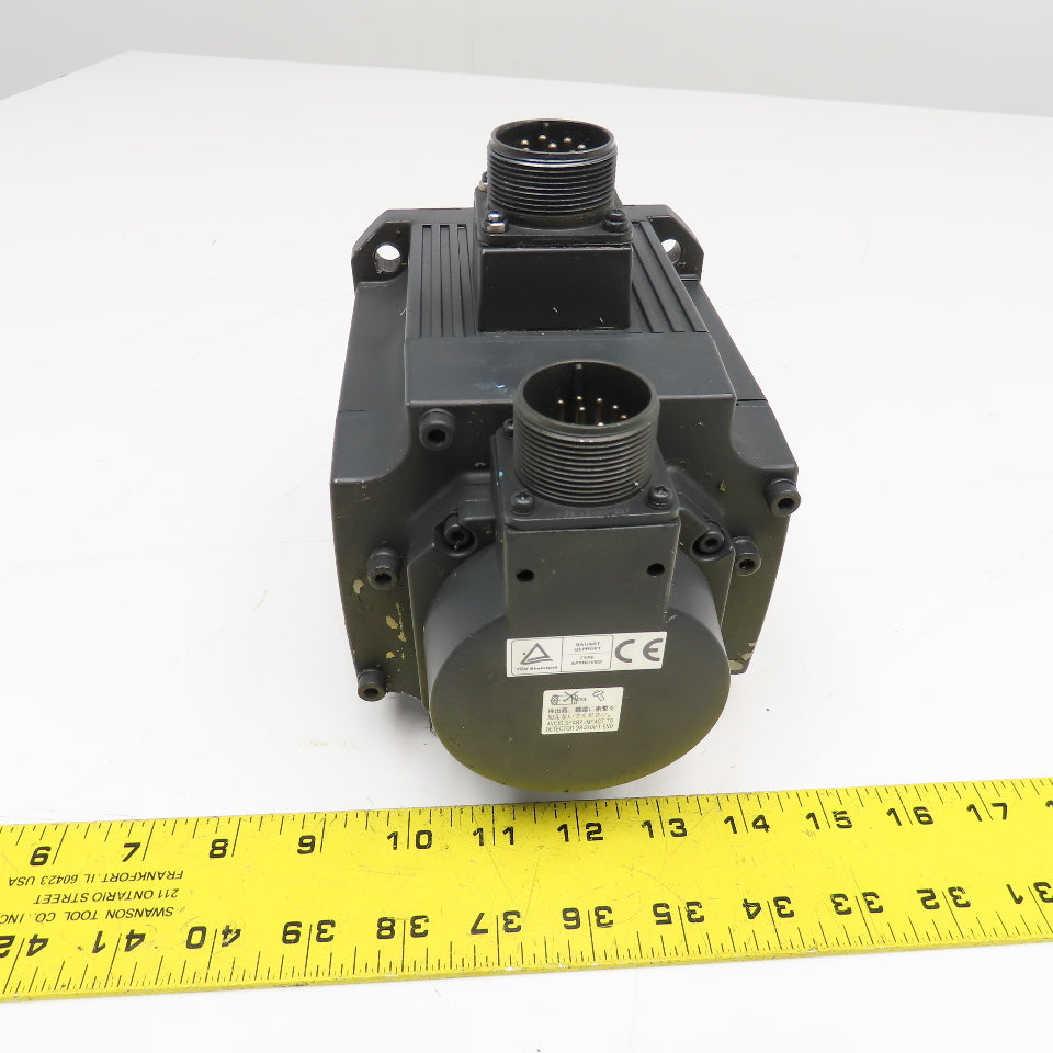 Mitsubishi HC-SF103B 1kW 3000RPM 3Ph 134V AC Servo Motor