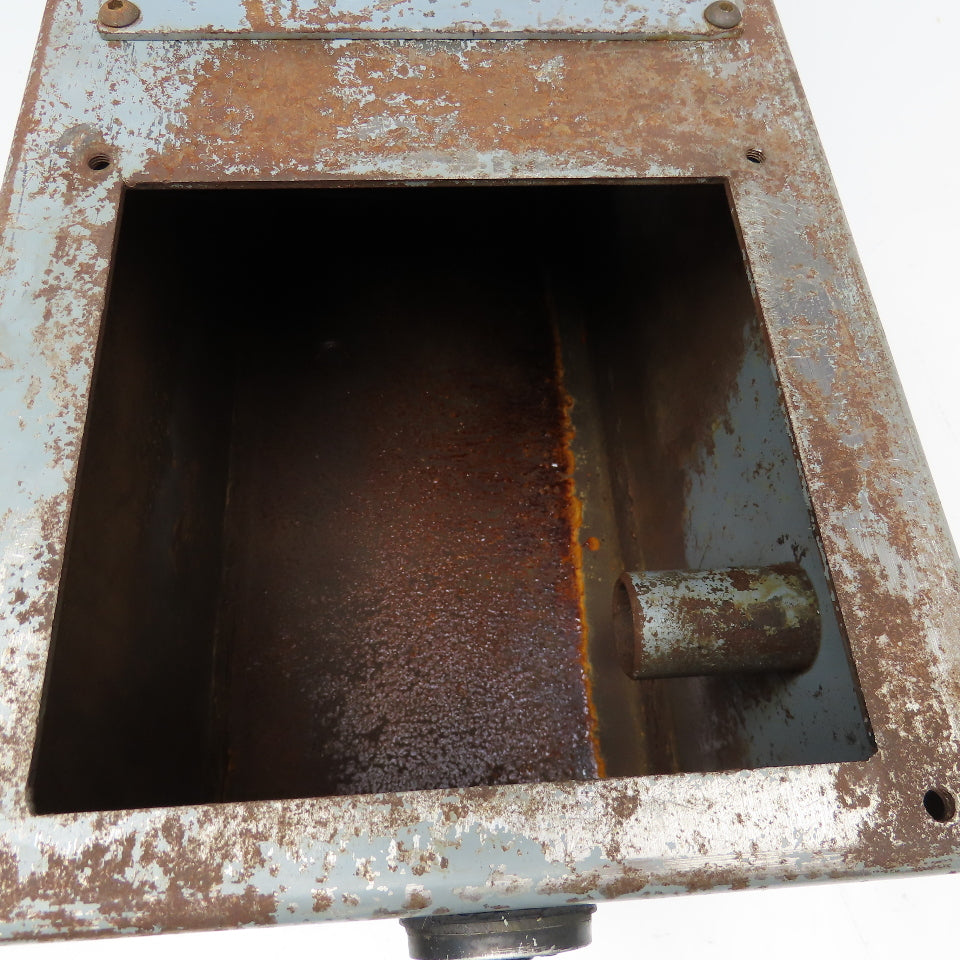 Brown & Sharpe 40265GA752 1/8Hp 208-440V Coolant Pump 8 Gallon Tank