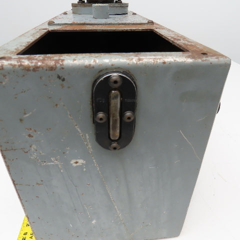 Brown & Sharpe 40265GA752 1/8Hp 208-440V Coolant Pump 8 Gallon Tank