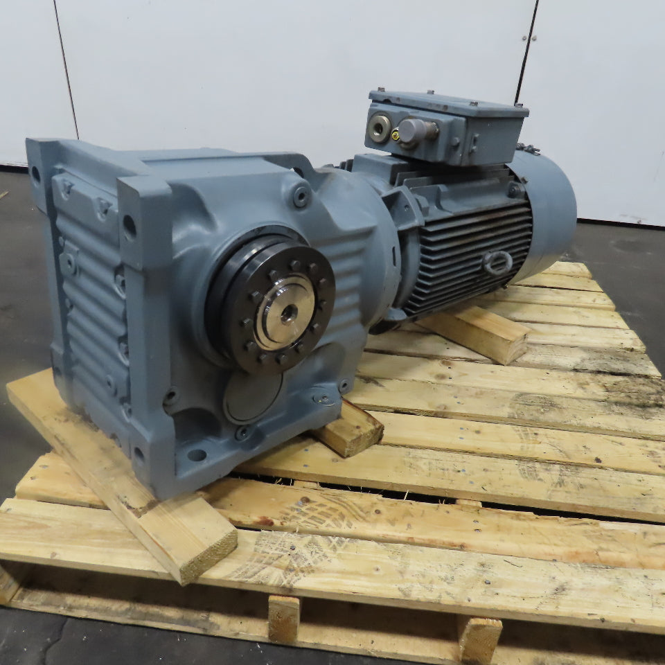 Sew KH97B 18.96:1 93RPM Output 1760RPM Rear Shaft 18.5kW 266/460V Gear Motor