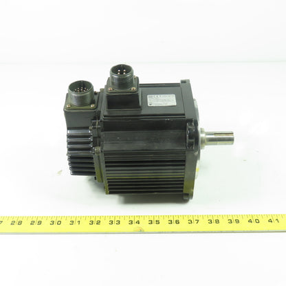 Yaskawa SGMG-09V 2AB 200V AC Servo Motor 1500RPM 7.1A 3/4" Shaft