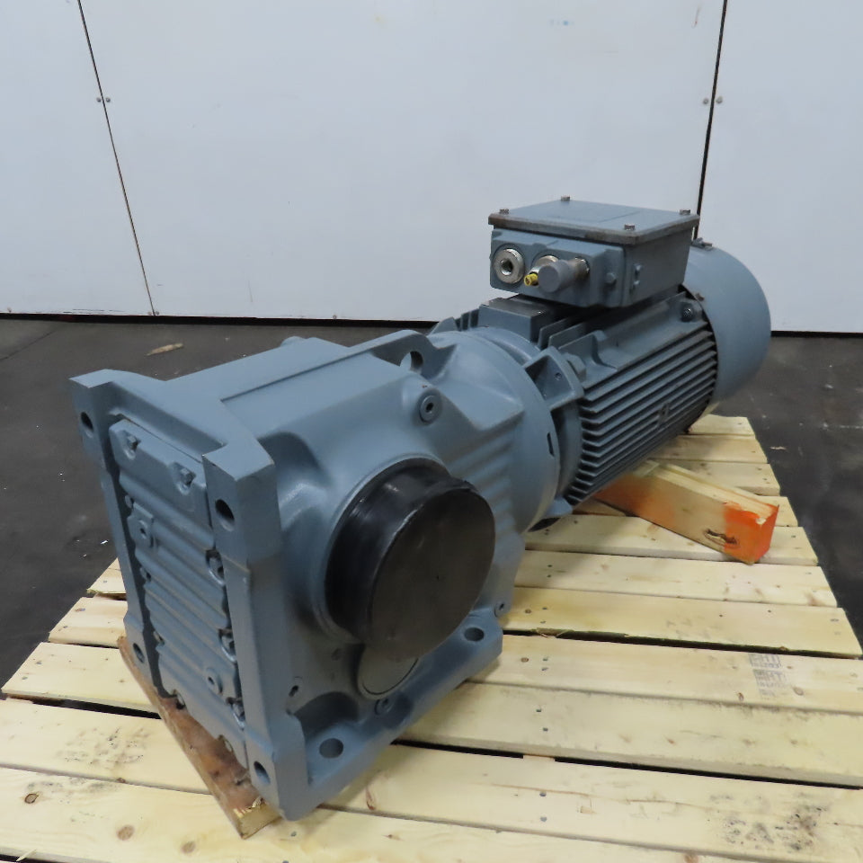 Sew KH97B 18.96:1 93RPM Output 1760RPM Rear Shaft 18.5kW 266/460V Gear Motor