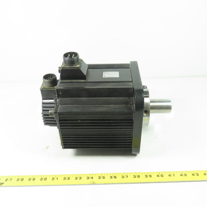 Yaskawa SGMG-44V 2AB 4.4kw AC Servo Motor 200V 1500RPM