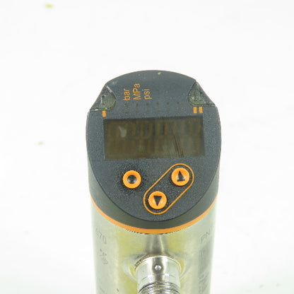 IFM PN7670 Pressure Sensor With Display 0-5800 PSI 1/4 NPT Pross. Connection