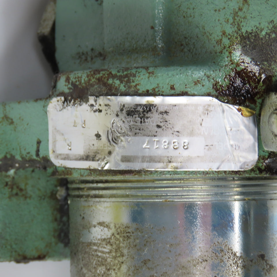 Lincoln Industrial 83817 Manual Grease Pump 0.1 in³/stroke 1 LB Reservoir