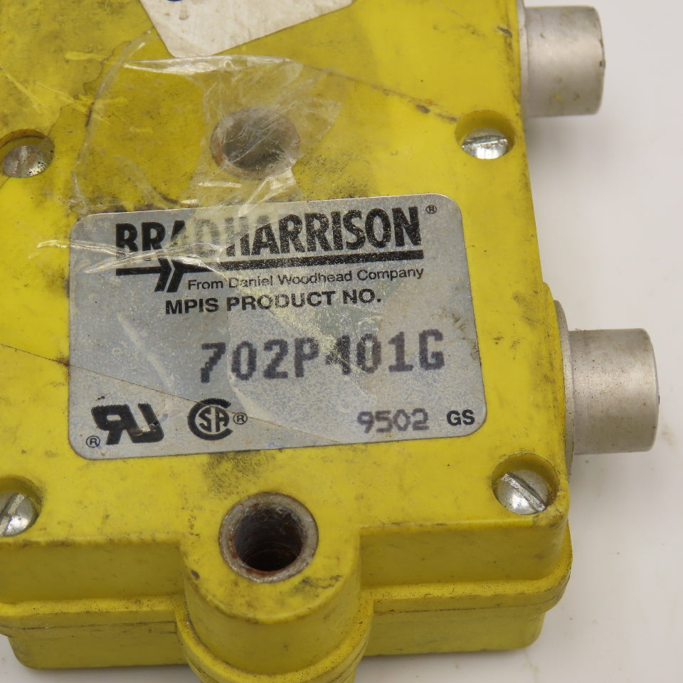 Daniel Woodhead Brad Harrison 702P401G 4 Way Power Distribution Interface Box