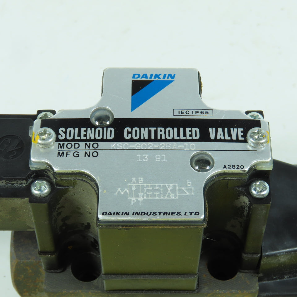 Daikin KS0-G02-2BA-10 4/3 Position Single Solenoid Hydraulic Control Valve 100V