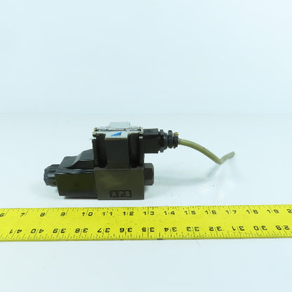 Daikin KS0-G02-2BA-10 4/3 Position Single Solenoid Hydraulic Control Valve 100V