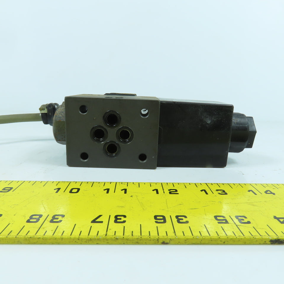 Daikin KS0-G02-2BA-10 4/3 Position Single Solenoid Hydraulic Control Valve 100V
