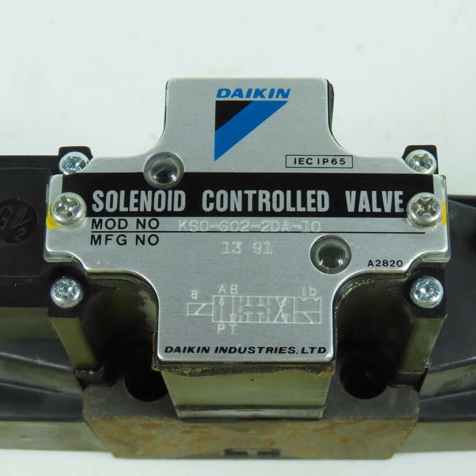 Daikin KS0-G02-2DA-10 4/3 Position Double Solenoid Hydraulic Control Valve
