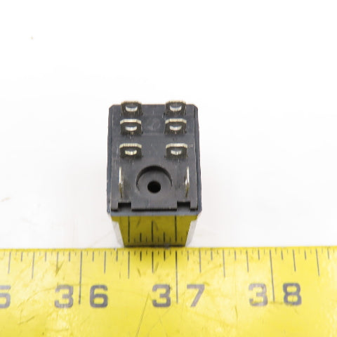 Idec RAMB-102Z Solid State Relay Plug In Module 100VAC Load 3-28V Coil