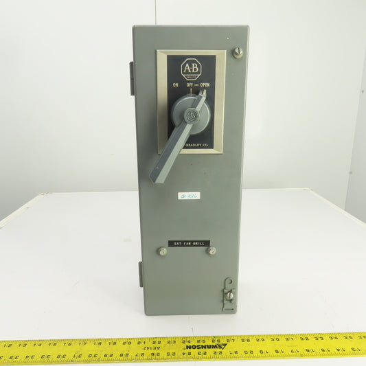 Allen Bradley 712AAA43-103 Ser K Nema Size 0 Combination Starter 2-5HP W/Disc