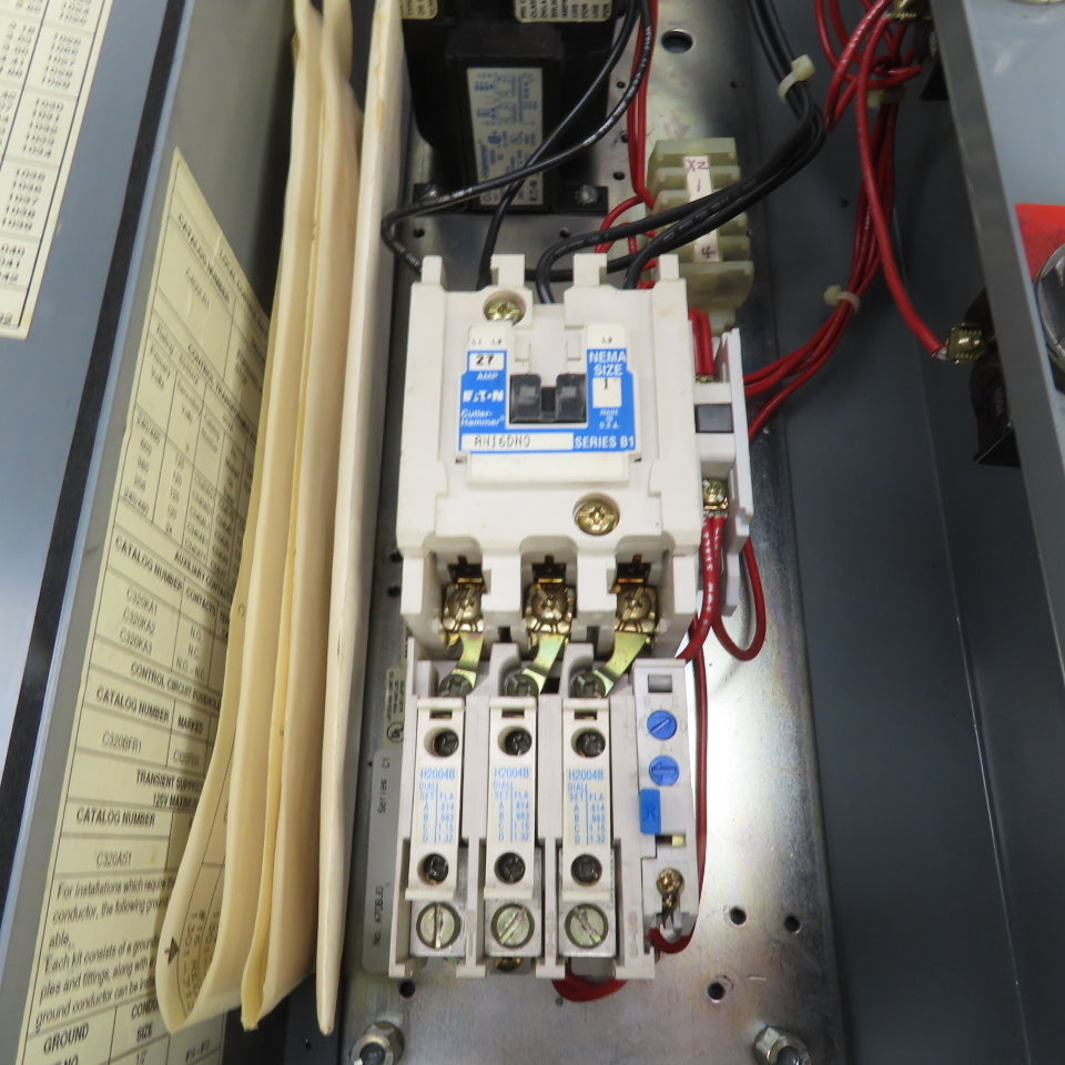 Eaton Nema Size 1 Combination Motor Controller 27 Amp 5HP W/ Disconnect
