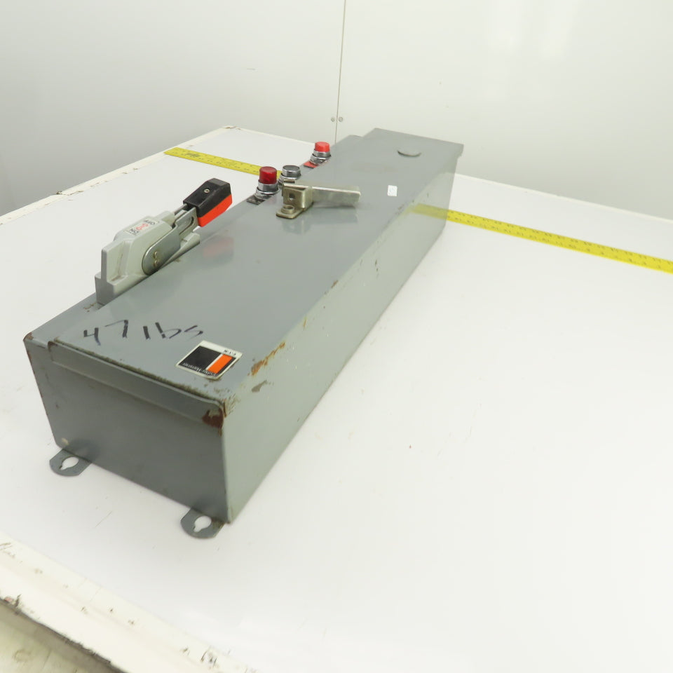 Eaton Nema Size 1 Combination Motor Controller 27 Amp 5HP W/ Disconnect