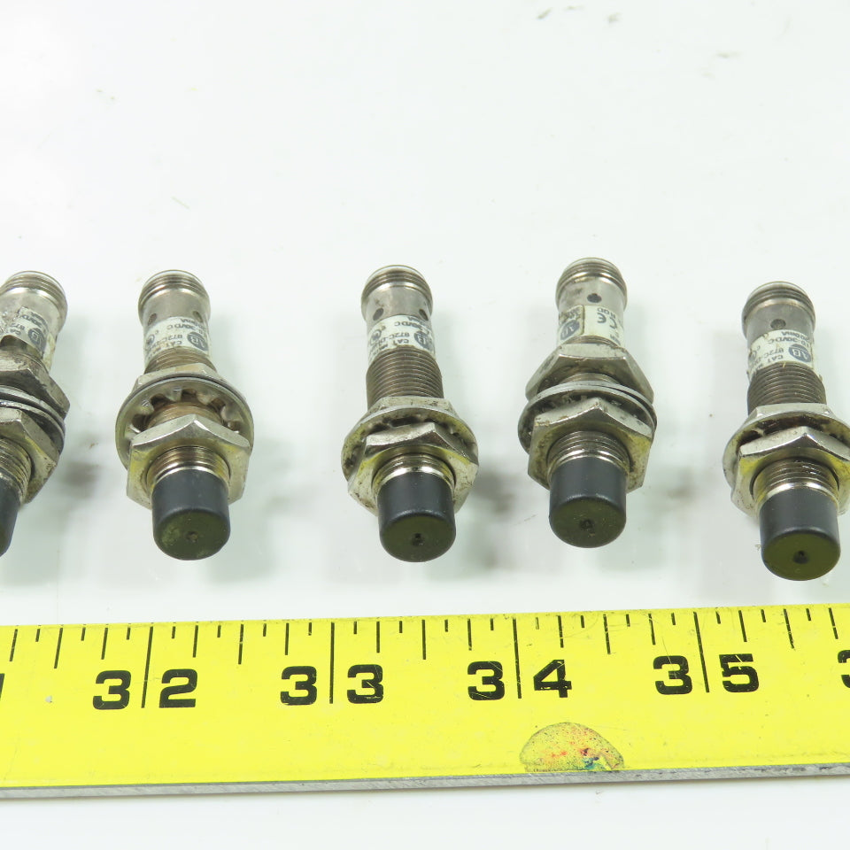 Allen Bradley 872C-DH4NP12-D4 Proximity Switch Sensor Lot Of 5