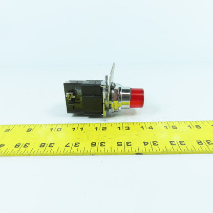 Cutler Hammer 10250T Momentary Contact Illuminated Red Push Button 250V