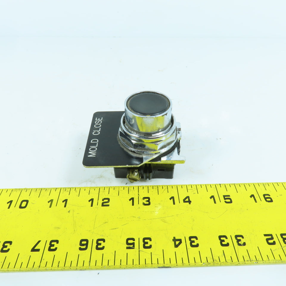 Cutler Hammer 10250T Momentary Contact Black Push Button 600V
